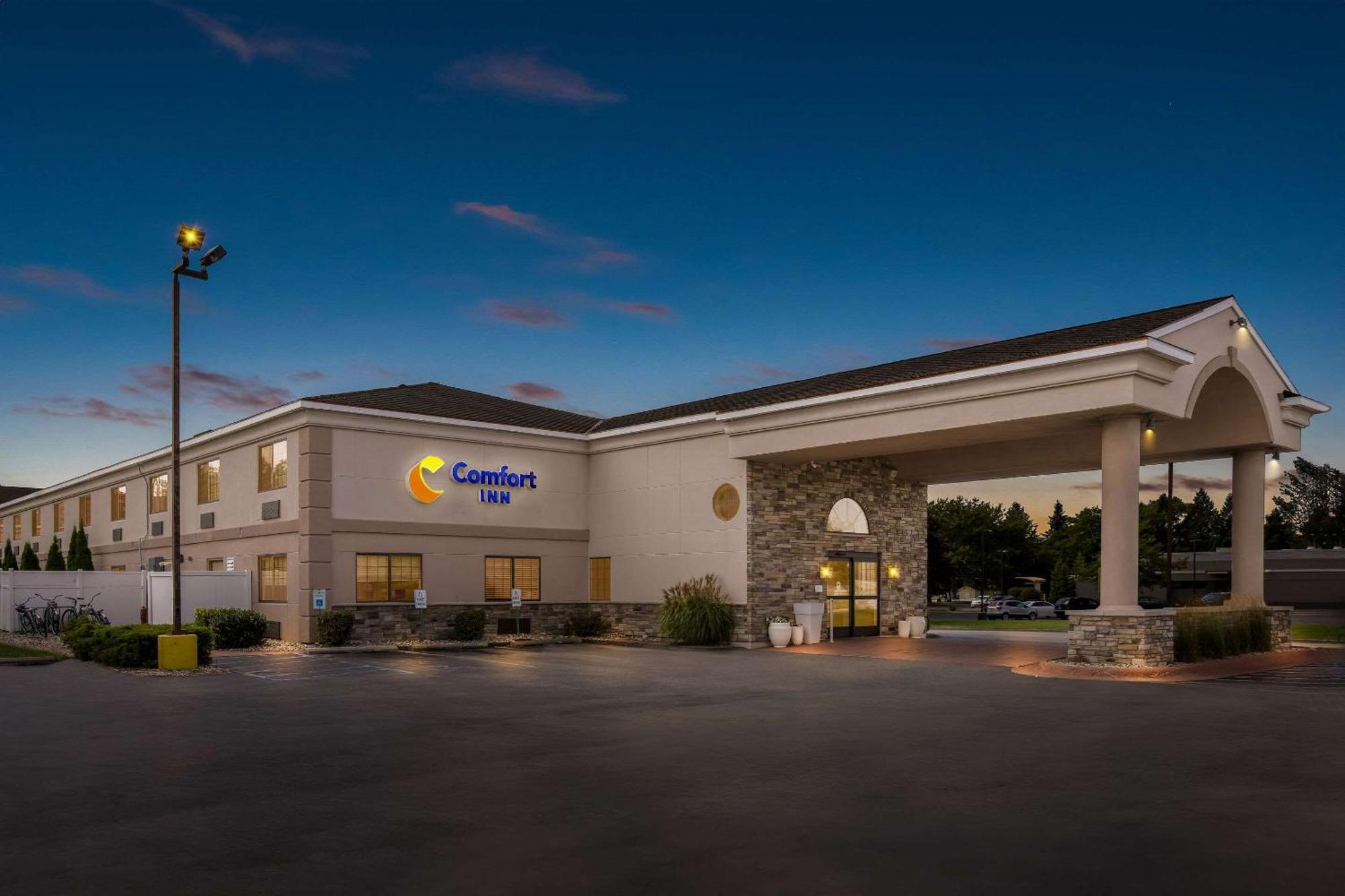 Comfort Inn Ludington near US-10 Exterior foto